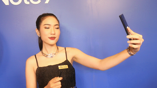 Samsung Galaxy Note 9 กับ S Pen ใหม่ ที่เป็นได้มากกว่าปากกา Samsung Galaxy Note 9 กับ S Pen ใหม่ ที่เป็นได้มากกว่าปากกา