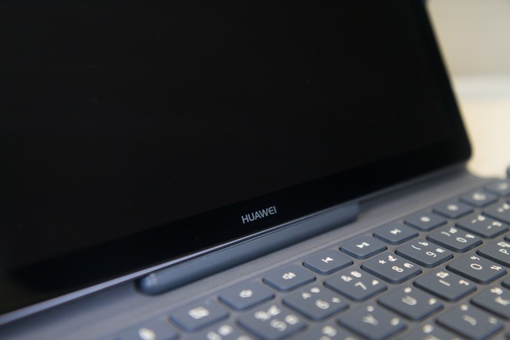 Huawei MediaPad M5 Pro แท็บเล็ตไฮบริด พิมพ์งานได้ วาดรูปดี ดูหนังเพลิน ฟังเพลงฟิน 