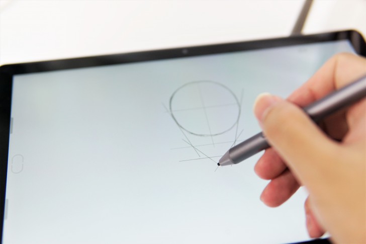 Huawei MediaPad M5 Pro แท็บเล็ตไฮบริด พิมพ์งานได้ วาดรูปดี ดูหนังเพลิน ฟังเพลงฟิน 