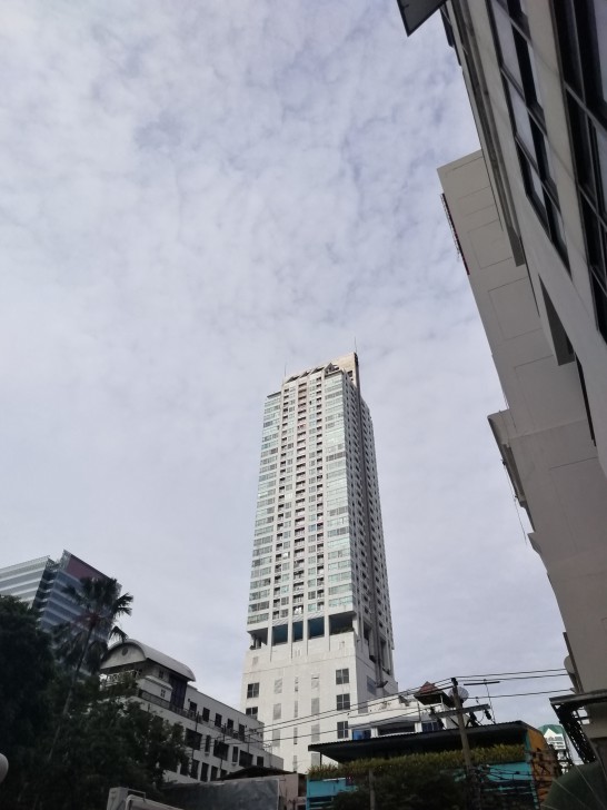 Huawei MediaPad M5 Pro แท็บเล็ตไฮบริด พิมพ์งานได้ วาดรูปดี ดูหนังเพลิน ฟังเพลงฟิน 