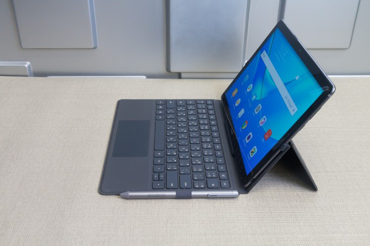 Huawei MediaPad M5 Pro แท็บเล็ตไฮบริด พิมพ์งานได้ วาดรูปดี ดูหนังเพลิน ฟังเพลงฟิน 