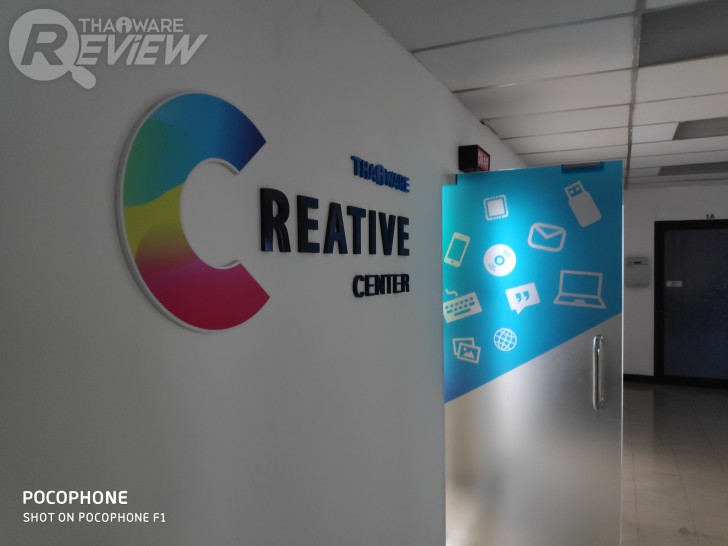 POCOPHONE F1 การกลับมาทวงบัลลังก์ของ Xiaomi ราชันแห่งความคุ้มค่า