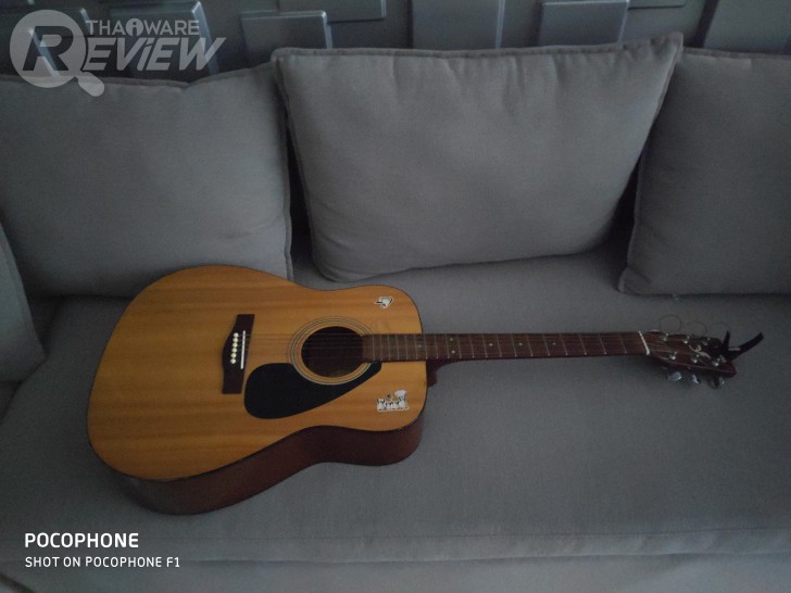 POCOPHONE F1 การกลับมาทวงบัลลังก์ของ Xiaomi ราชันแห่งความคุ้มค่า