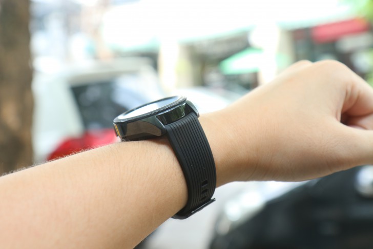 นาฬิกาสมาร์ทวอทซ์ Samsung Galaxy Watch ดีไซน์เรียบหรู การใช้งานตอบโจทย์คนยุคใหม่