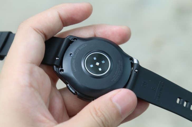 นาฬิกาสมาร์ทวอทซ์ Samsung Galaxy Watch ดีไซน์เรียบหรู การใช้งานตอบโจทย์คนยุคใหม่