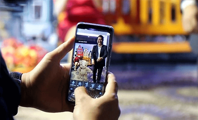 HUAWEI Mate 20 ซีรี่ย์ เปิดตัวมือถือเรือธง 3 รุ่นรวด เด่นด้วยกล้อง 3 ตัว ระบบ AI และแบตฯ อึด HUAWEI Mate 20 ซีรี่ย์ เปิดตัวมือถือเรือธง 3 รุ่นรวด เด่นด้วยกล้อง 3 ตัว ระบบ AI และแบตฯ อึด