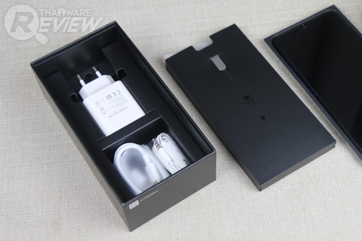 Huawei Mate 20 น้องเล็กตระกูลเรือธง กล้องหลัง 3 เลนส์ไลก้า ดีไซน์ไฟหน้ารถแข่งแบรนด์หรู