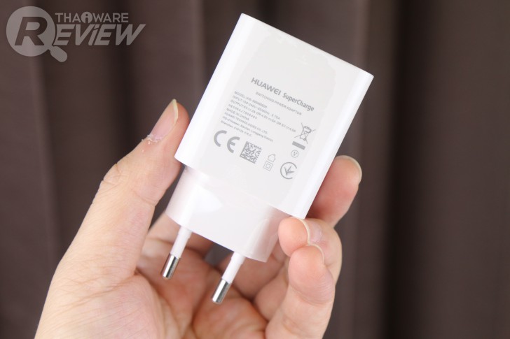 Huawei Mate 20 น้องเล็กตระกูลเรือธง กล้องหลัง 3 เลนส์ไลก้า ดีไซน์ไฟหน้ารถแข่งแบรนด์หรู