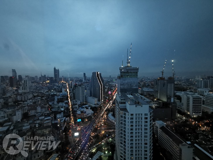 Huawei Mate 20 น้องเล็กตระกูลเรือธง กล้องหลัง 3 เลนส์ไลก้า ดีไซน์ไฟหน้ารถแข่งแบรนด์หรู