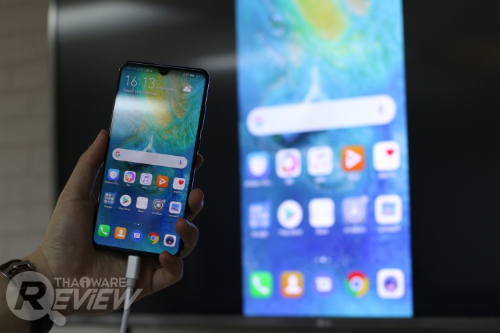 Huawei Mate 20 น้องเล็กตระกูลเรือธง กล้องหลัง 3 เลนส์ไลก้า ดีไซน์ไฟหน้ารถแข่งแบรนด์หรู