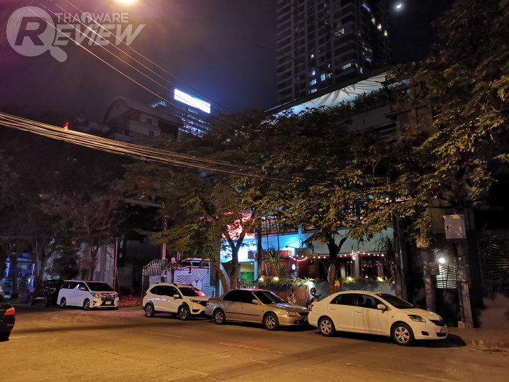 Huawei Mate 20 น้องเล็กตระกูลเรือธง กล้องหลัง 3 เลนส์ไลก้า ดีไซน์ไฟหน้ารถแข่งแบรนด์หรู