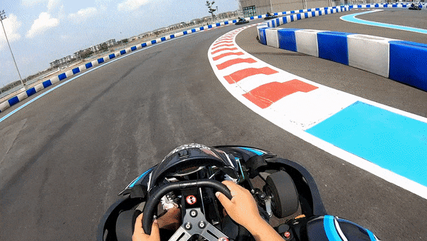 GoPro HERO7 Black แอคชั่นคาเมร่าที่มาพร้อมกับระบบกันสั่นสุดเทพ GoPro HERO7 Black แอคชั่นคาเมร่าที่มาพร้อมกับระบบกันสั่นสุดเทพ