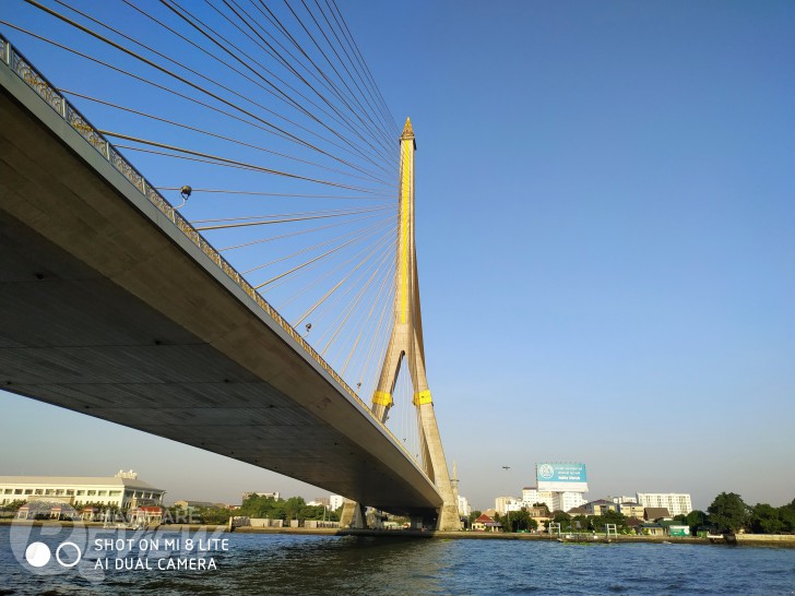 Xiaomi Mi 8 Lite สมาร์ทโฟนราคาต่ำหมื่นที่แรงคุ้มค่า กล้องสวย มีให้เลือกซื้อ 2 ขนาดความจุ