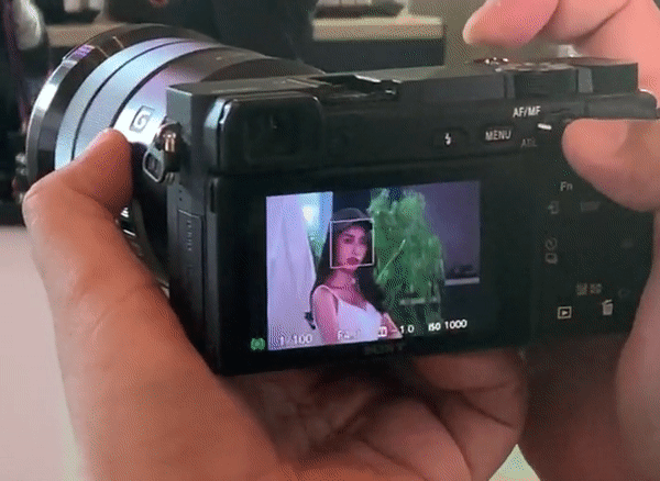 Sony a6400 กล้องระดับกลาง ที่มีระบบออโต้โฟกัสระดับเรือธง