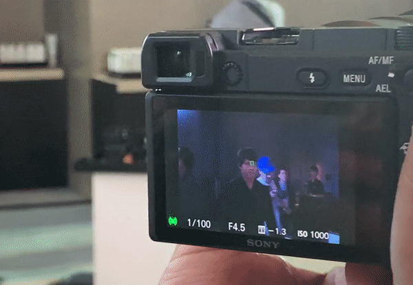 Sony a6400 กล้องระดับกลาง ที่มีระบบออโต้โฟกัสระดับเรือธง