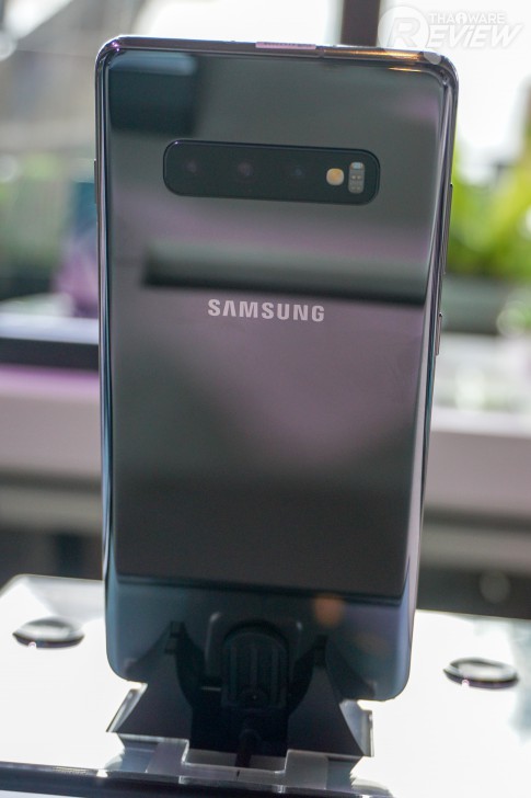 Galaxy S10 | S10+ สมาร์ทโฟนเรือธง 3 กล้องหลังสุดเทพ กับค่าตัวครึ่งแสน