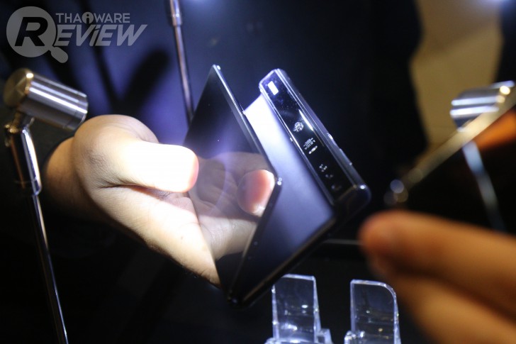 Huawei Mate X สมาร์ทโฟนจอพับ เปลี่ยนจอมือถือให้เป็นไซส์แท็บเล็ต ใหญ่สะใจ!