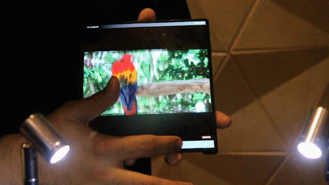 Huawei Mate X สมาร์ทโฟนจอพับ เปลี่ยนจอมือถือให้เป็นไซส์แท็บเล็ต ใหญ่สะใจ!