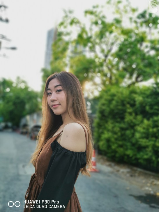 HUAWEI P30 Pro มือถือกล้องเทพ ซูมไกล Portrait แจ่ม