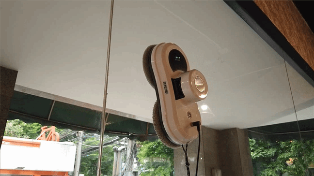 iGGOO Mamibot W110s+ หุ่นยนต์เช็ดกระจก สะดวกใช้ ไต่เช็ดได้ทุกพื้นผิวเรียบ