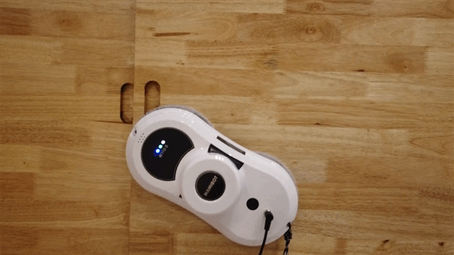 iGGOO Mamibot W110s+ หุ่นยนต์เช็ดกระจก สะดวกใช้ ไต่เช็ดได้ทุกพื้นผิวเรียบ