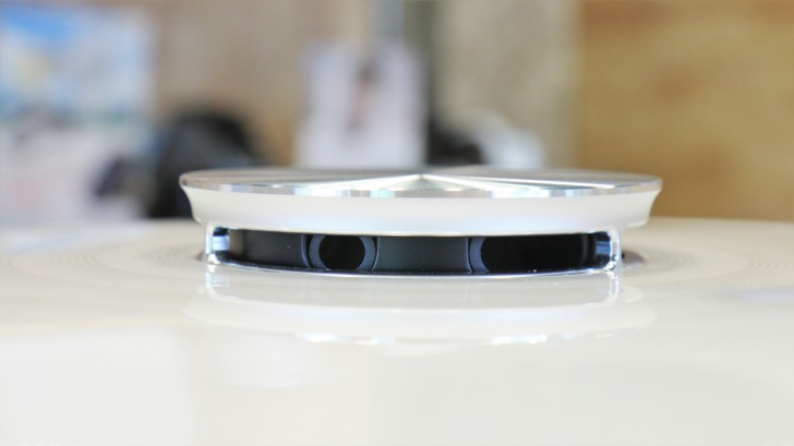 หุ่นยนต์ดูดฝุ่น AUTOBOT Lazer Mark III ฉลาด สะอาด ใช้ง่าย ควบคุมจากที่ไหนก็ได้