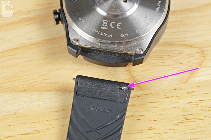 TicWatch Pro สมาร์ทวอทช์ Wear OS ระดับพรีเมี่ยม แบตฯ อึด 5 วัน มี GPS ในตัว