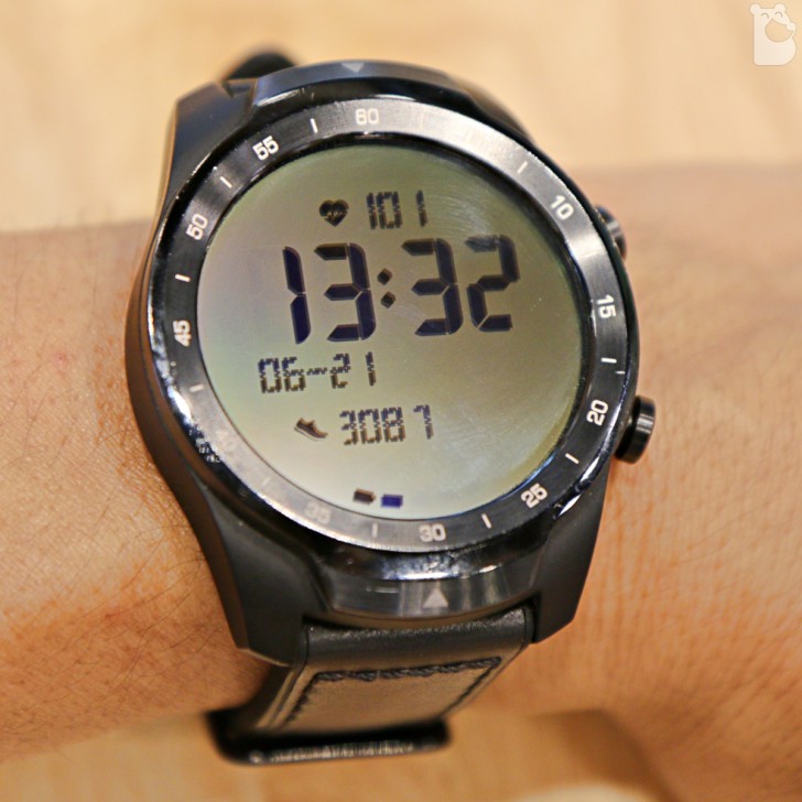 TicWatch Pro สมาร์ทวอทช์ Wear OS ระดับพรีเมี่ยม แบตฯ อึด 5 วัน มี GPS ในตัว