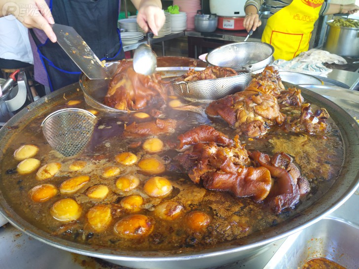 ลองกล้อง Nokia 8.1 เรียบหรู ดูดี พร้อมเลนส์ ZEISS ในราคาที่ใครก็เอื้อมถึง