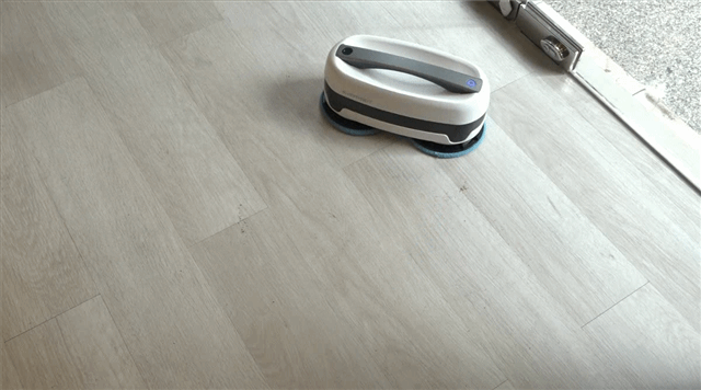 EVERYBOT EDGE หุ่นยนต์ถูพื้น กะทัดรัด ดีไซน์สวย การันตีรางวัลการออกแบบ Reddot 2019