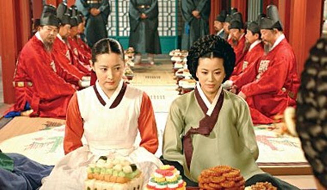 วัฒนธรรมเกาหลีแฝงอยู่ในอะไรบ้าง? เราจะได้หรือเสียอะไรจากการแฝงนี้ วัฒนธรรมเกาหลีแฝงอยู่ในอะไรบ้าง? เราจะได้หรือเสียอะไรจากการแฝงนี้