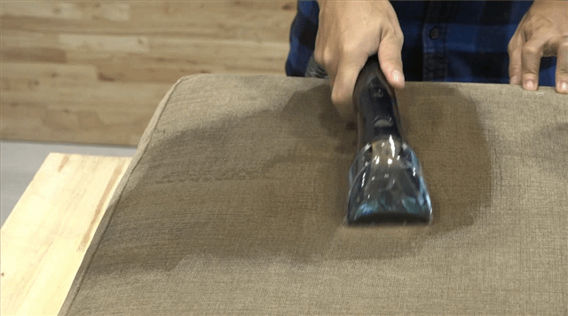 BISSELL SpotClean ProHeat เครื่องขจัดคราบอเนกประสงค์บนพื้นพรม โซฟา ที่นอน เบาะรถยนต์ BISSELL SpotClean ProHeat เครื่องขจัดคราบอเนกประสงค์บนพื้นพรม โซฟา ที่นอน เบาะรถยนต์