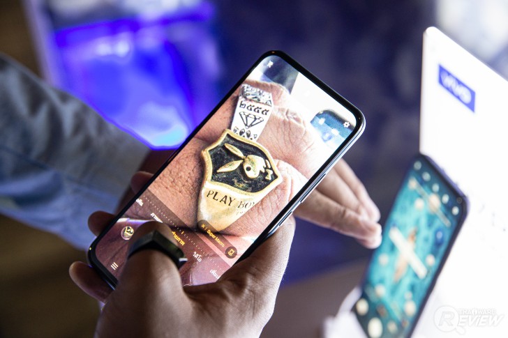 สมาร์ทโฟนกล้องหน้าคู่ Vivo V17 Pro ที่มีแบมแบมและมาร์ค GOT7 เป็นพรีเซนเตอร์!