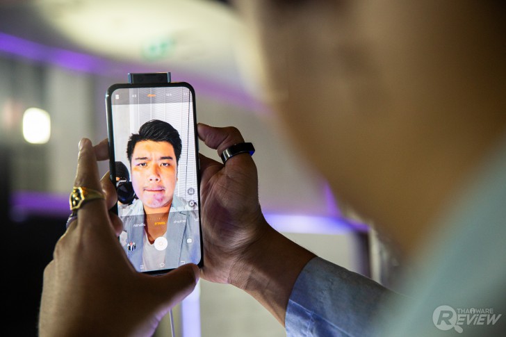 สมาร์ทโฟนกล้องหน้าคู่ Vivo V17 Pro ที่มีแบมแบมและมาร์ค GOT7 เป็นพรีเซนเตอร์!