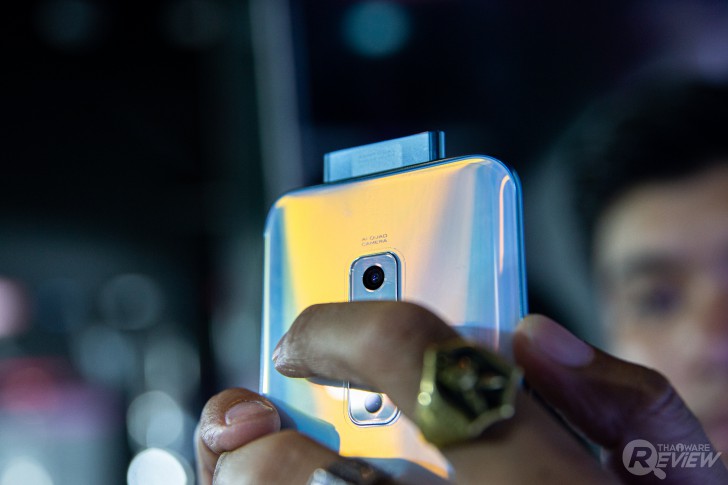 สมาร์ทโฟนกล้องหน้าคู่ Vivo V17 Pro ที่มีแบมแบมและมาร์ค GOT7 เป็นพรีเซนเตอร์!