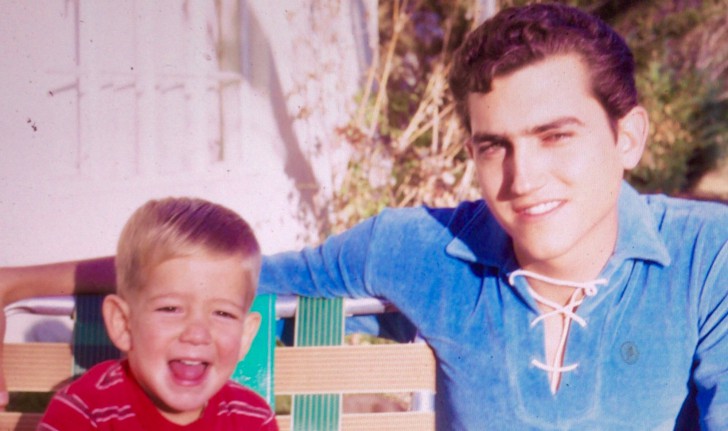 เรื่องราวของเจฟฟ์ เบโซส์ เจ้าของร้านหนังสือที่กลายเป็นบุคคลผู้ร่ำรวยที่สุดในโลก