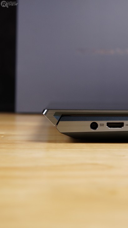 ASUS ZenBook Pro Duo โน้ตบุ๊ค 4K สองจอ สเปกโหด เกิดมาเพื่อ Content Creator 