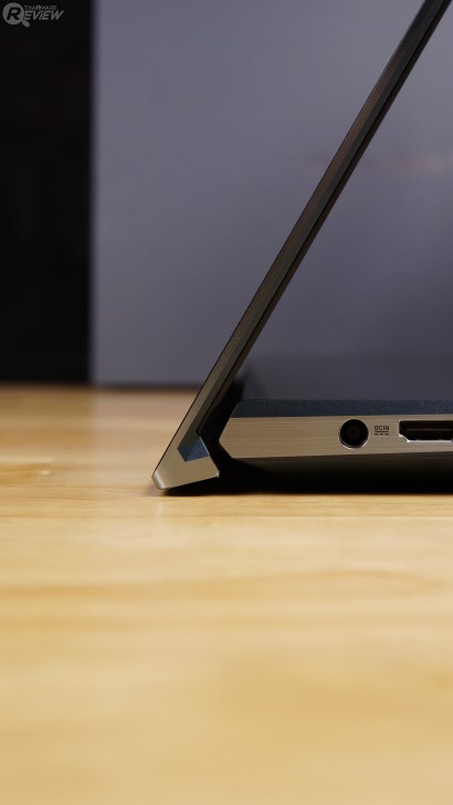 ASUS ZenBook Pro Duo โน้ตบุ๊ค 4K สองจอ สเปกโหด เกิดมาเพื่อ Content Creator 