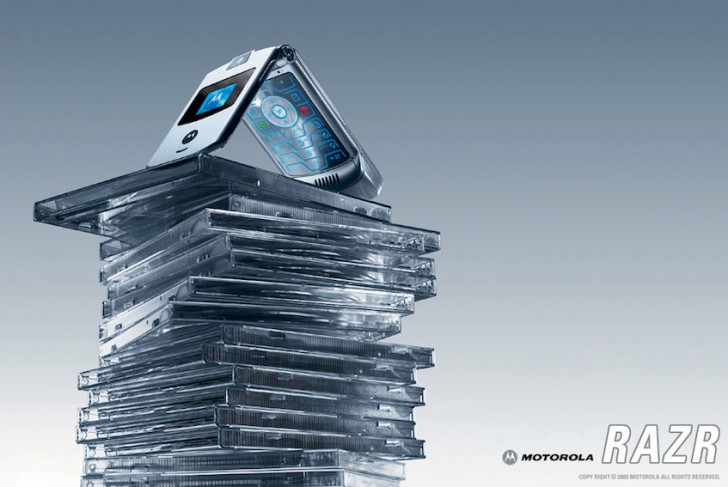 RAZR V3 มือถือที่แหกกฏของ Motorola จนประสบความสำเร็จกลายเป็นตำนาน