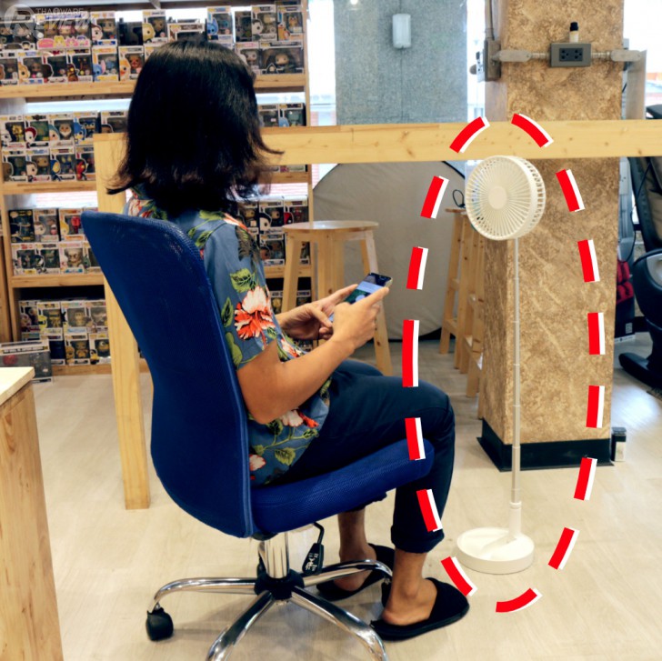 พัดลมพกพา รุ่น P9 พัดลมตั้งพื้นไร้สายขนาดกะทัดรัด พกพาสะดวก