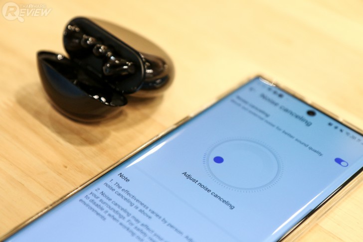 Huawei FreeBuds 3 หูฟังเอียร์บัดทรูไวเลส ระบบตัดเสียงฉลาดๆ กับค่าตัวเข้าถึงง่าย