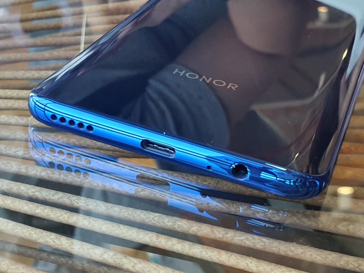 Honor 9X ราคาประหยัด ฝาหลังตัว X พร้อมจอกว้างเต็มตา และกล้องหลัง 48MP