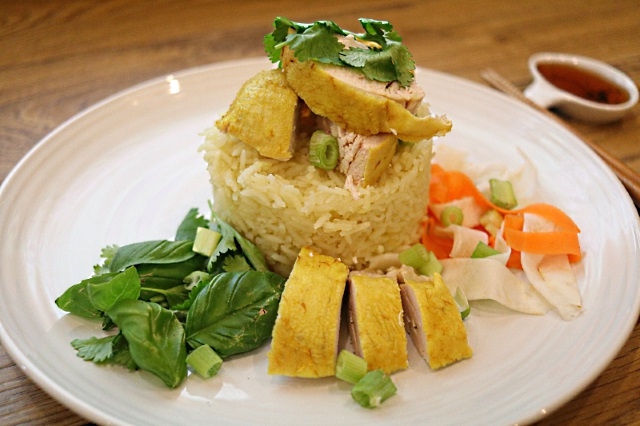 ข้าวมันไก่ แต่ละแบบ แตกต่างกันอย่างไร