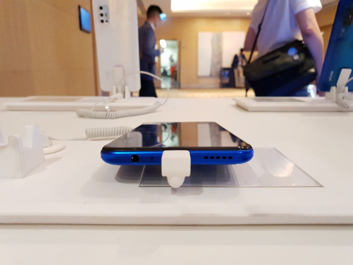 Vivo V17 กล้องหน้าโหด 32MP กล้องหลังแจ่ม 48+8+2+2MP แบตฯ อึด 4,500 mAh