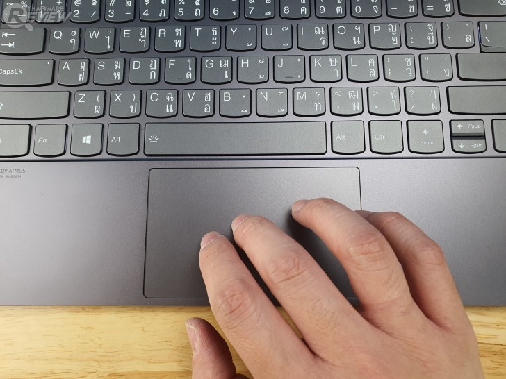 Lenovo YOGA S940 อัลตร้าบุ๊คลุคเซ็กซี่ ขอบจอบางเฉียบ