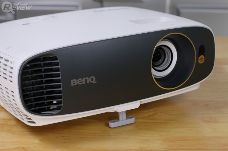 BenQ W1700M โปรเจคเตอร์ดูหนัง 4K จอยักษ์เก๋ๆ 
