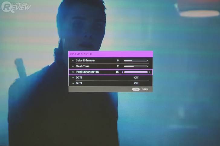 BenQ W1700M โปรเจคเตอร์ดูหนัง 4K จอยักษ์เก๋ๆ 