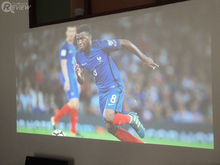 BenQ TK800M โปรเจคเตอร์ดูกีฬา ดูบอล ภาพ 4K คมชัด ให้อรรถรสติดขอบสนาม คอกีฬาห้ามพลาด