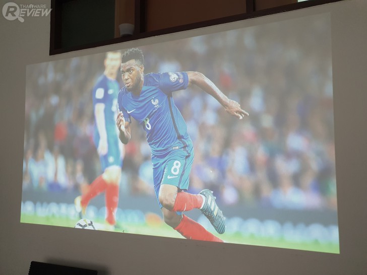 BenQ TK800M โปรเจคเตอร์ดูกีฬา ดูบอล ภาพ 4K คมชัด ให้อรรถรสติดขอบสนาม คอกีฬาห้ามพลาด