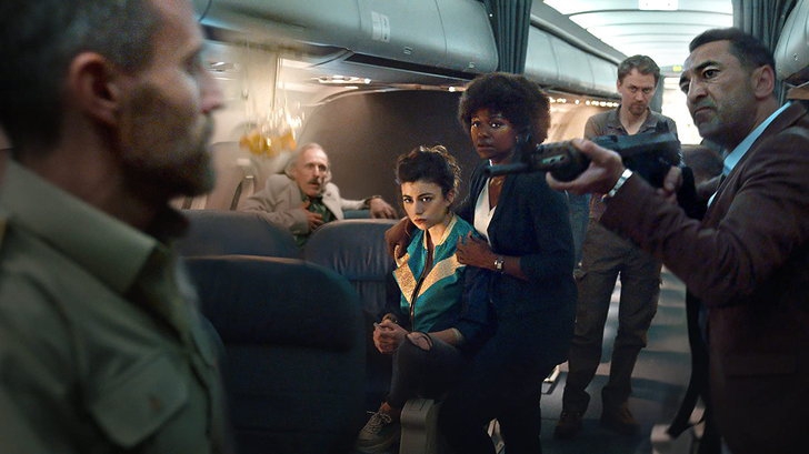 ซีรีส์ Into The Night : คนเราทำอะไรได้บ้างเมื่อถึงวันสิ้นโลก ?